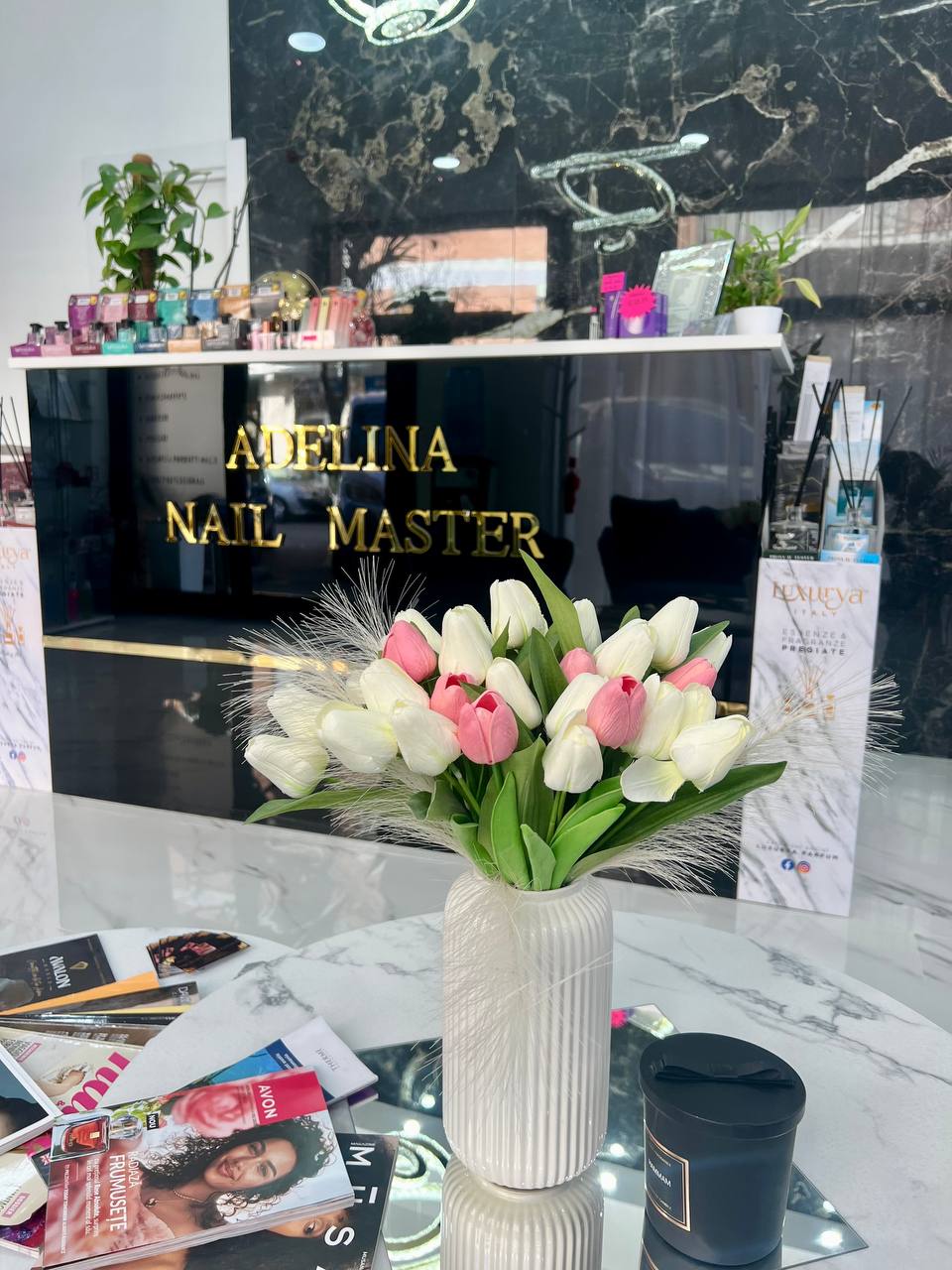 Reception del Luxury Nail Studio